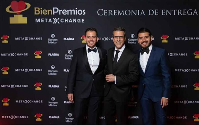 Bien-20 Uriel Alvarado, Marco Antonio Regil y Ademir Alvarado
