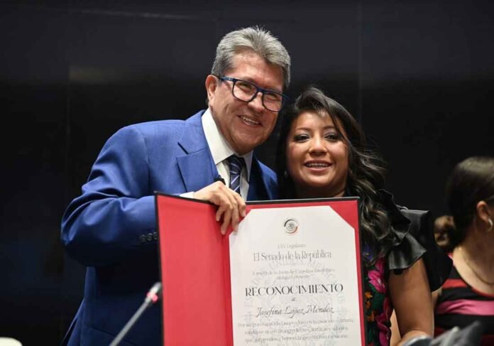 Ricardo Monreal y Josefina López Méndez