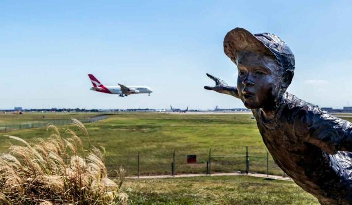 Founders Plaza en el DFW