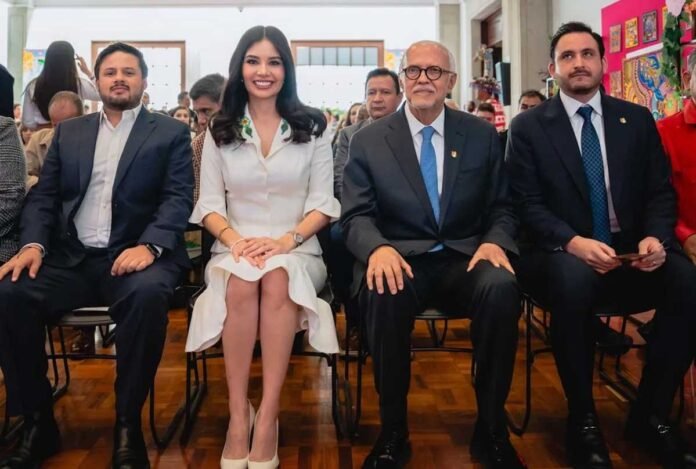 Momentos antes de la presentación