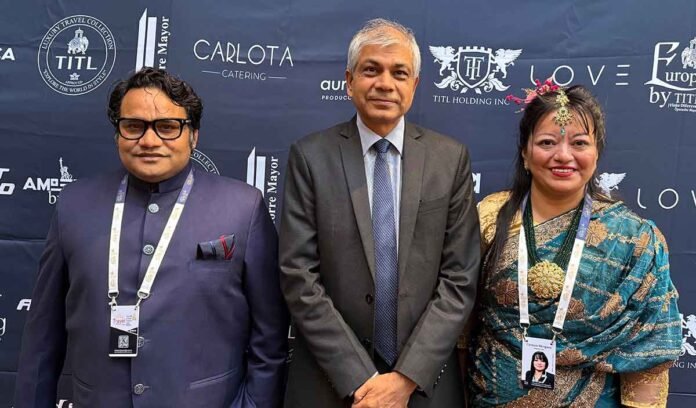 10-India Vinay Sharma, Pankaj Sharma, embajador de India en México y Carmen Vázquez
