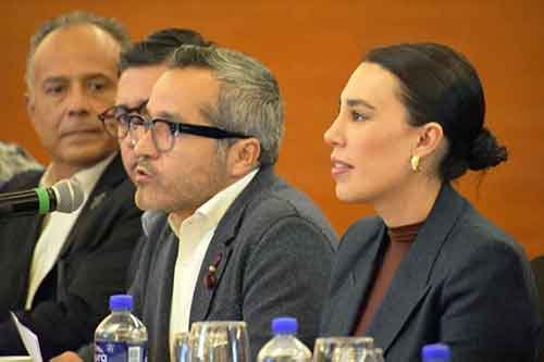 Esta imagen tiene un atributo ALT vacío; su nombre de archivo es CanaeroSectur-9.jpg