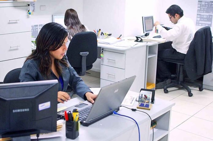 EmpleoFormal-10 El empleo formal en México se mantuvo estancado en septiembre
