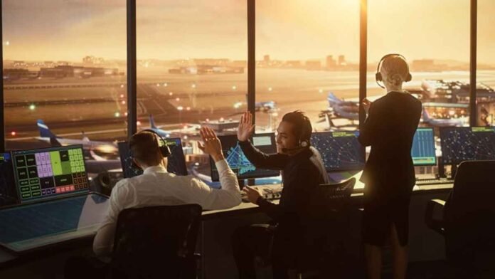 Las protestas de controladores aéreos, a través de paros parciales o huelgas, y sus pliegos petitorios deben ser tomadas en cuenta