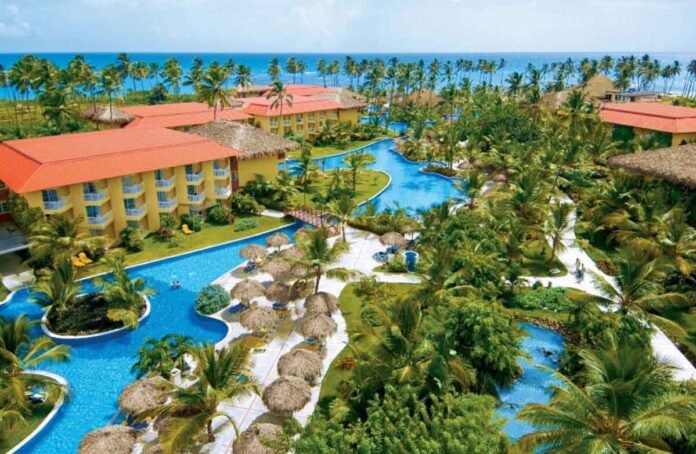 Cierra la venta de 14 establecimientos adquiridos a Playa Hotels