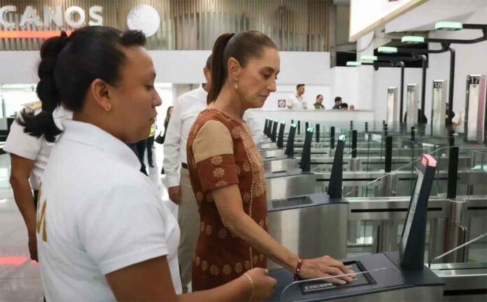 La presidenta Claudia Sheinbaum, inaugura la primea fase del AICM.