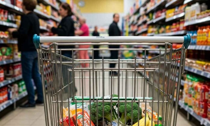 El consumo en el primer trimestre de 2026 acumuló una caída de 0.76 por ciento.